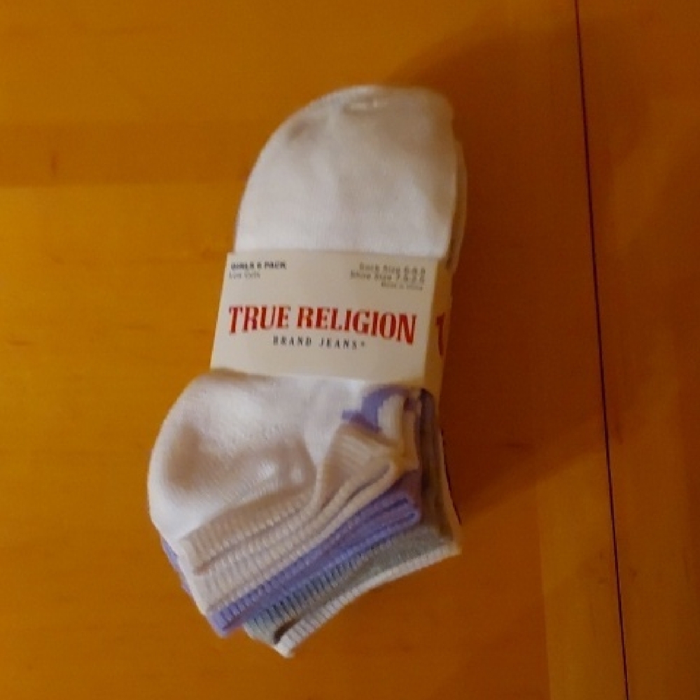 True Religion White and Purple N Gray 6 Pack Socks
